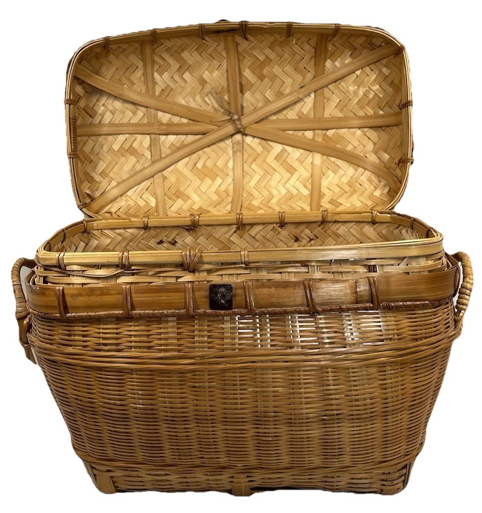 Lidded Herringbone Woven Basket Storage Trunk Split Bamboo Rattan Cane