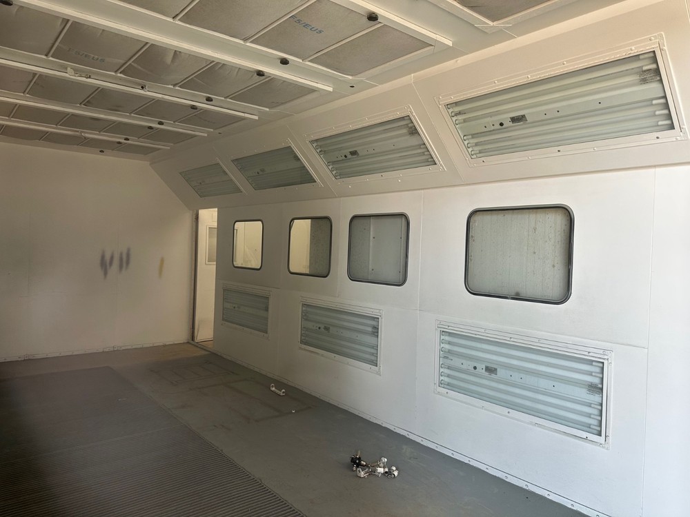 Used Down Draft paint spraybooth