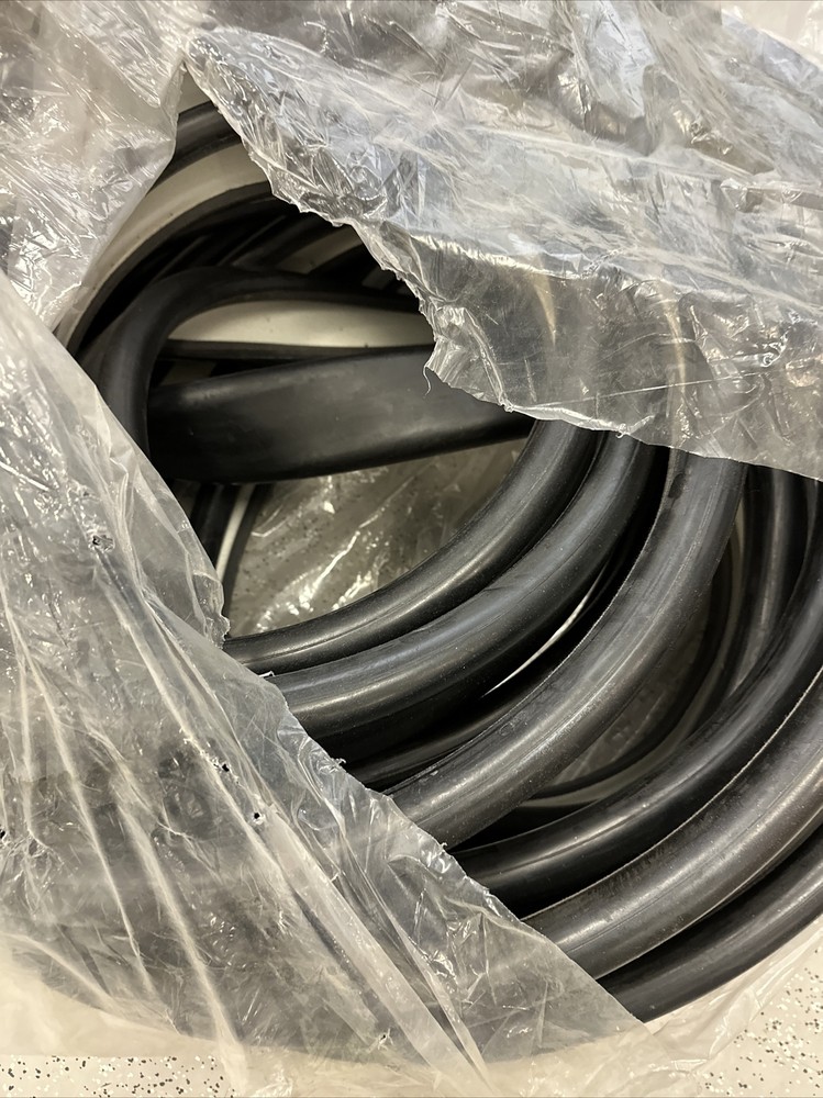 SEMPERIT Handrail Rubber 1379 85ft New