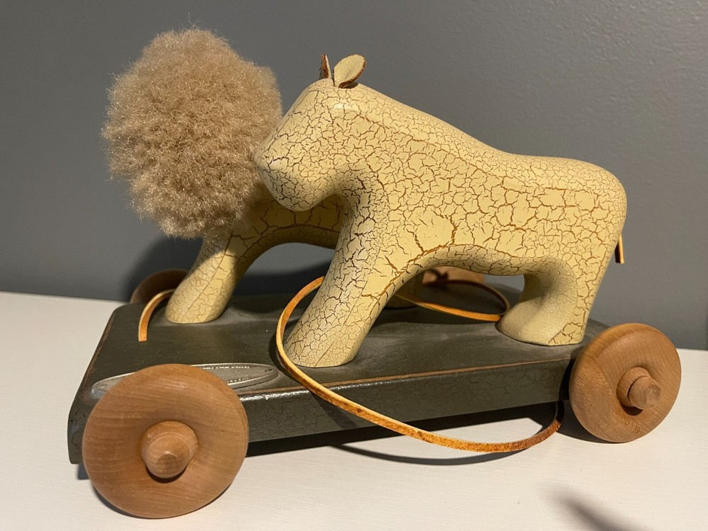 Henn Workshops Lions Pull Toy 1999 SIGNED
