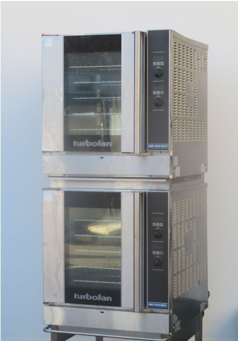 Moffat G32D5-2CN/ Double Gas Oven