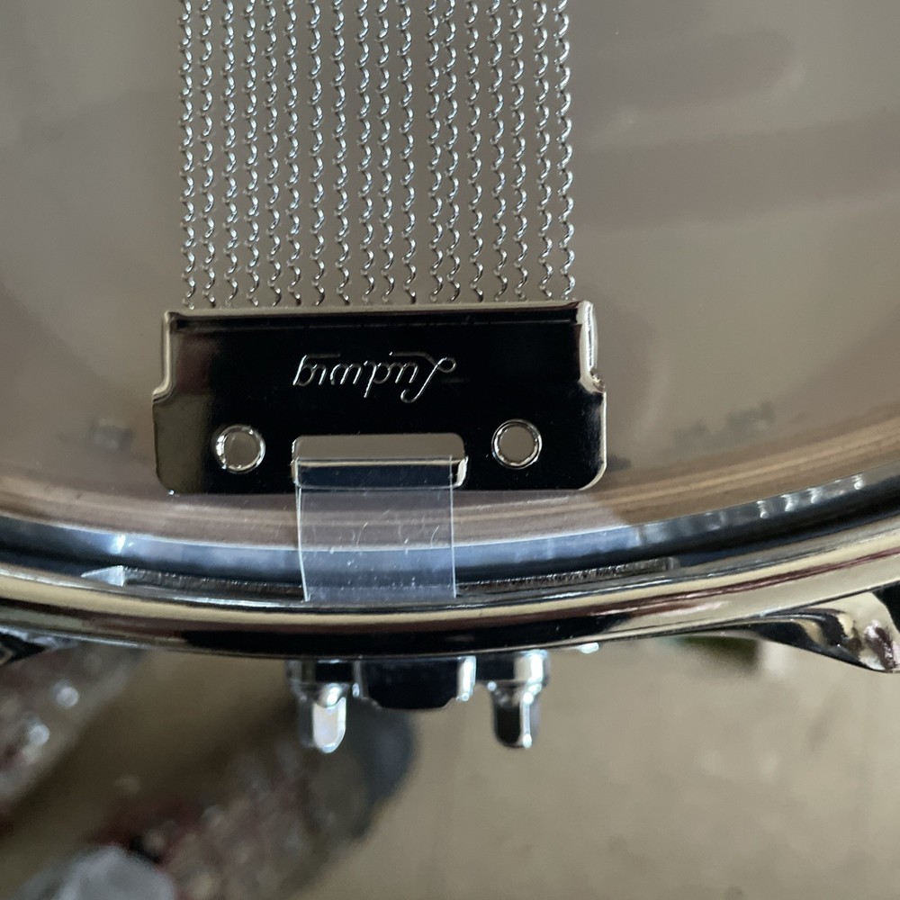 Ludwig Heritage Cherry Snare Drum.