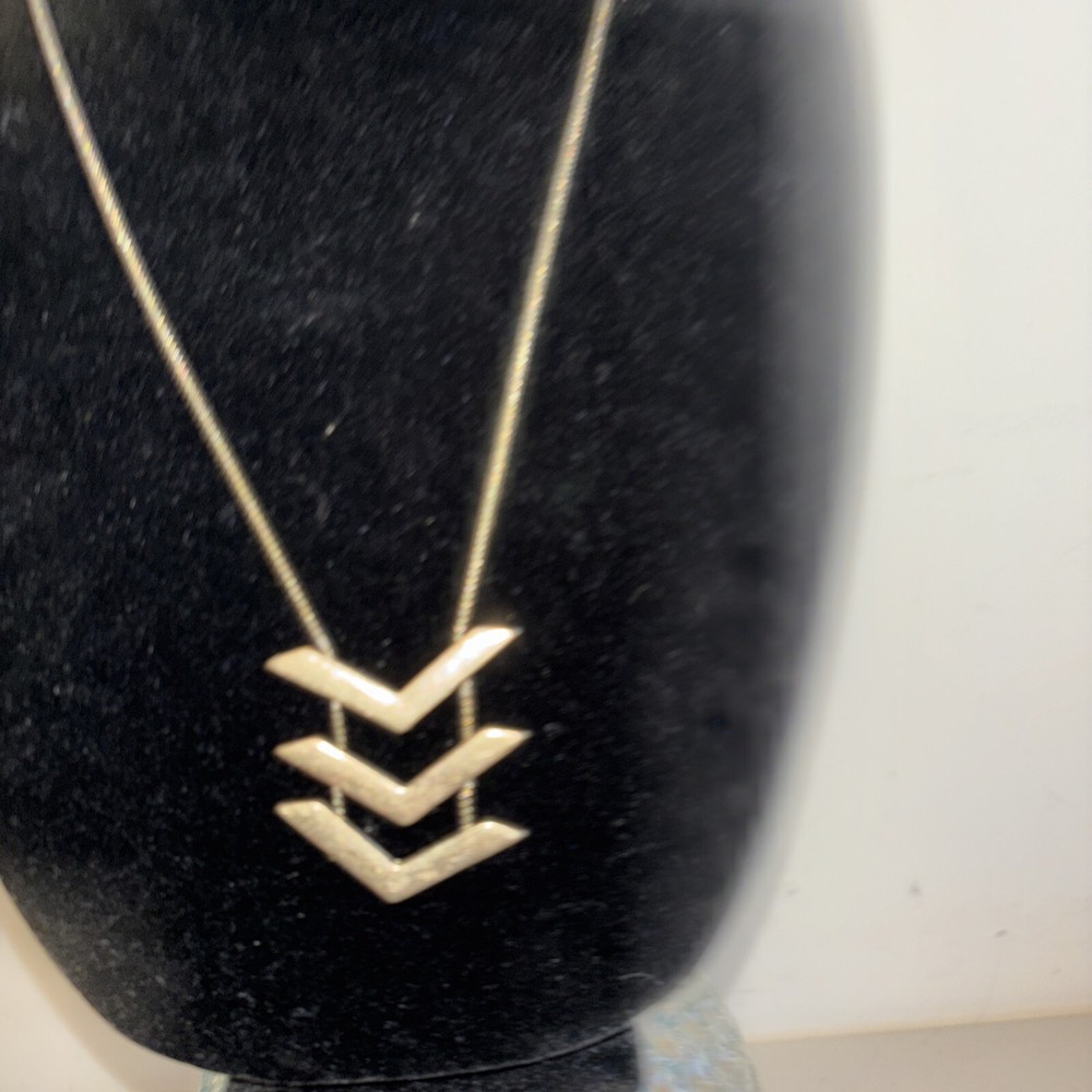 Silver Tone Necklace 30” Length Adjustable