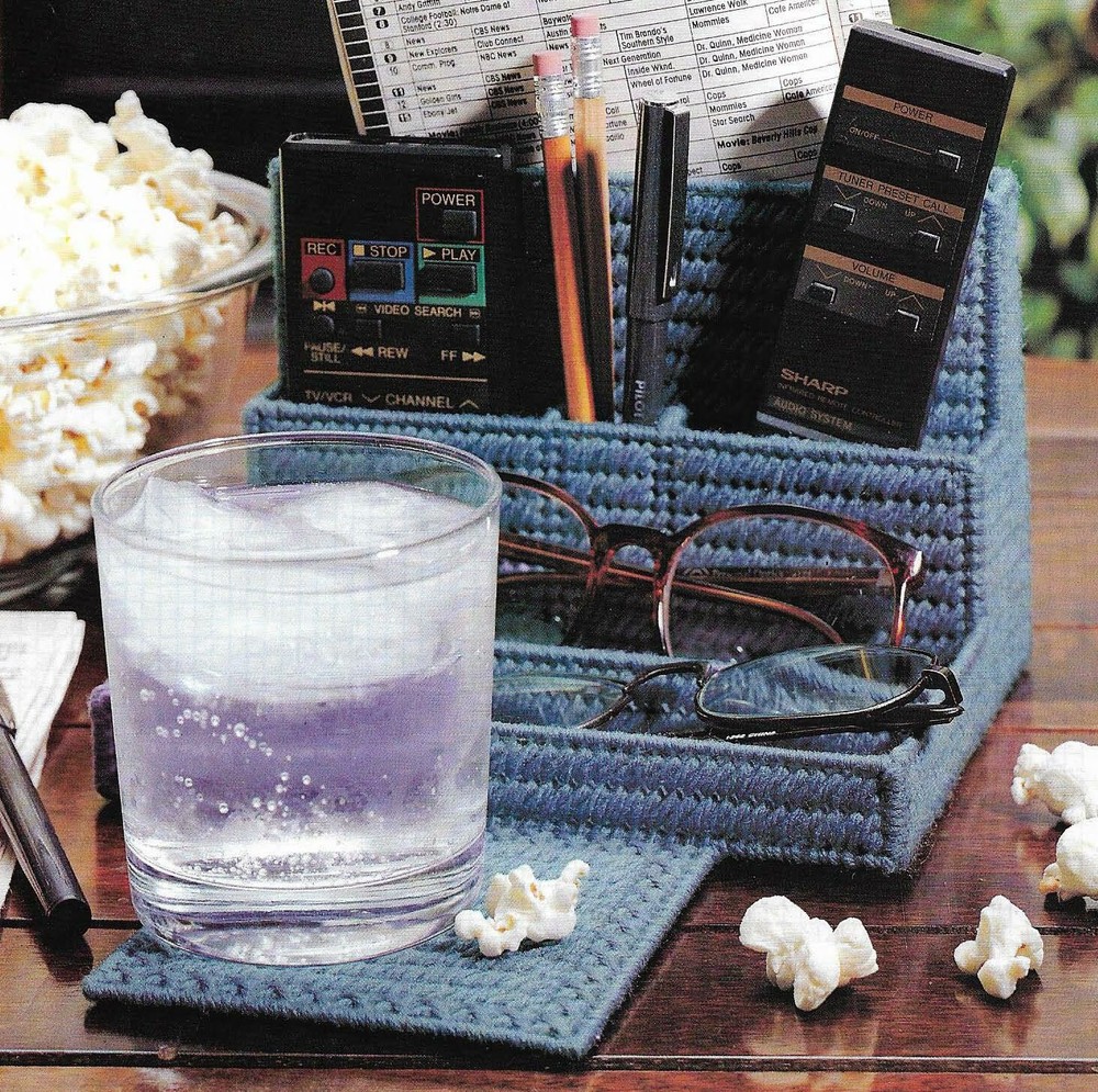 TV WATCHER'S CATCHALL REMOTE HOLDER PLASTIC CANVAS PATTERN INSTRUCTIONS
