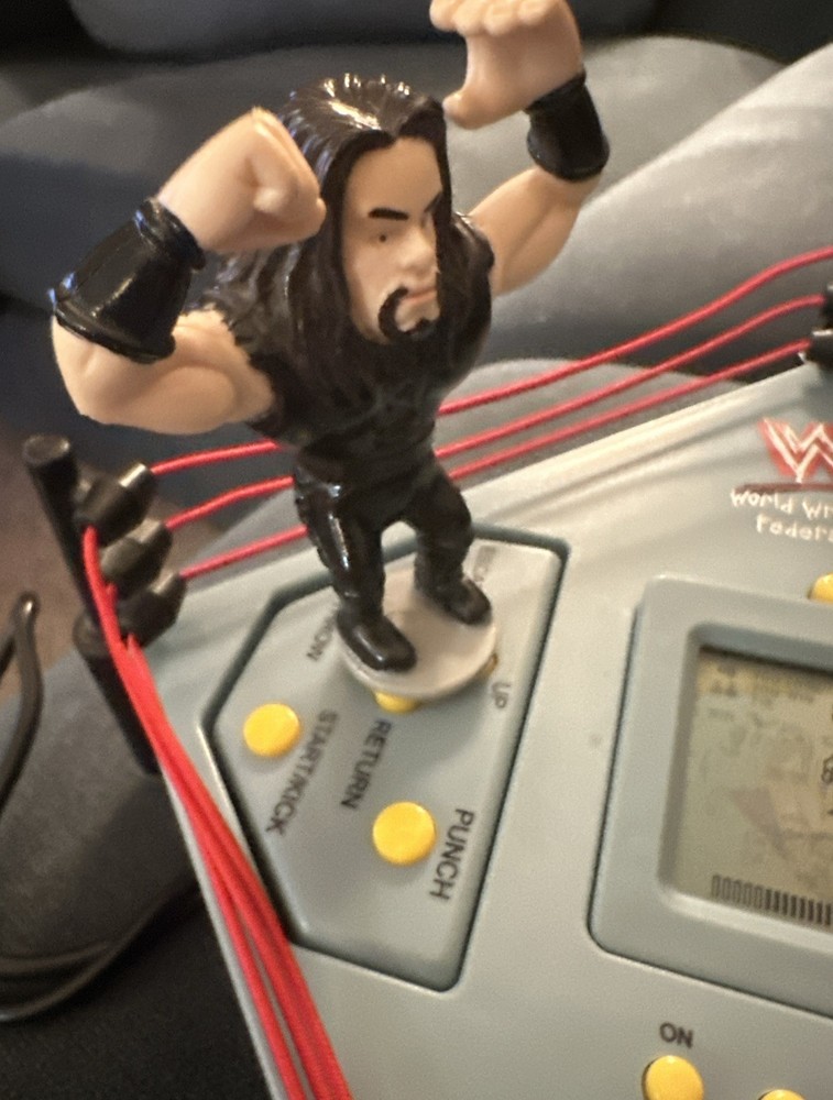 WWF WWE Raw is War In the Ring With Undertaker Working