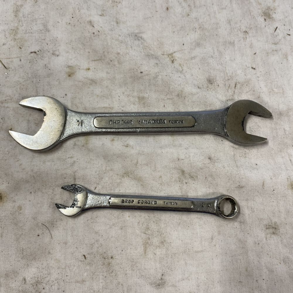 2 x westrern auto wrench