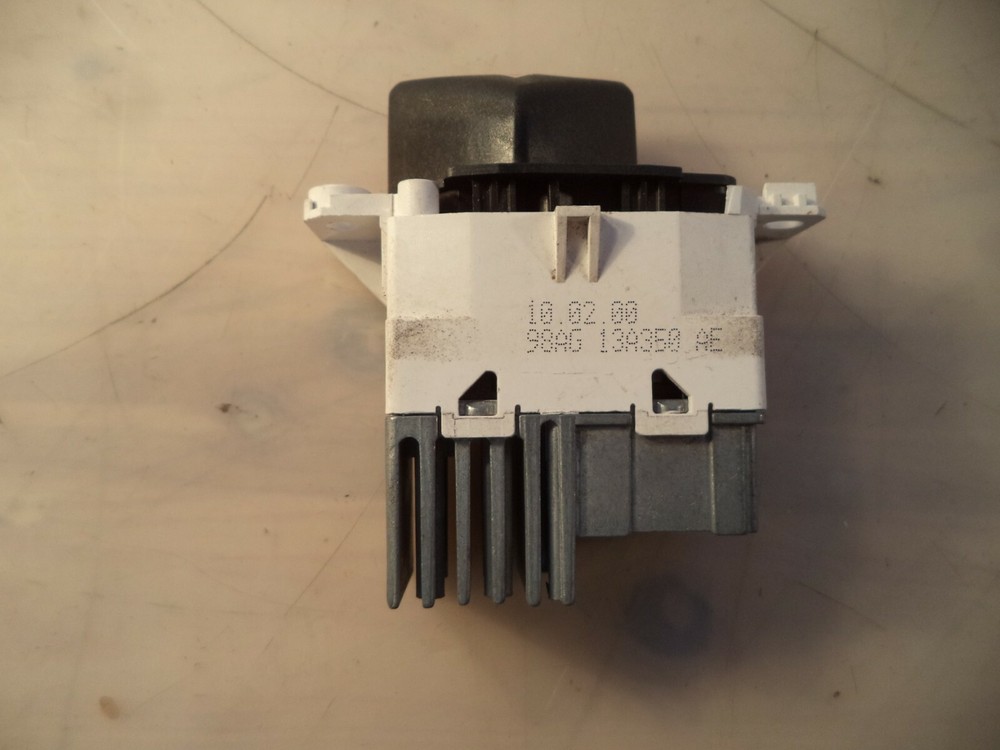 Ford Focus Switch Button Hazard Indicator 98AG13A350-AE 7397