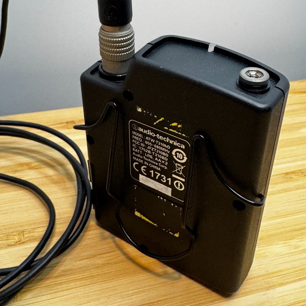 Audio-Technica ATW-T310b UHF Bodypack Transmitter w/ Mic TESTED No Antenna