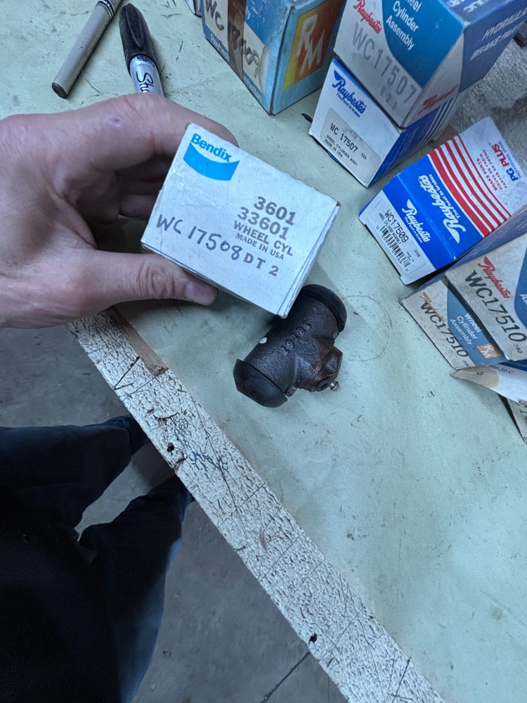 BENDIX 3601 WC17508  WHEEL CYLINDER   9W.