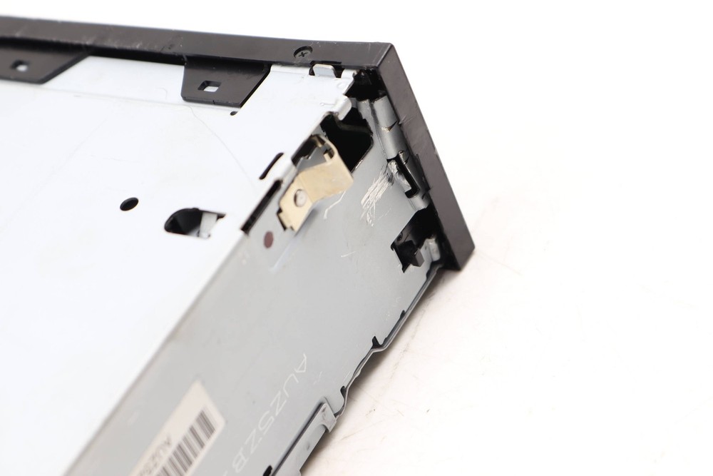 2009-2011 AUDI Q5 - 6 DISC CD Changer 4E0035110A