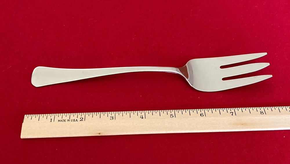 Oneida WYNDHAM DISTINCTION Serving Fork 8 1/2" Stainless Steel Flatware