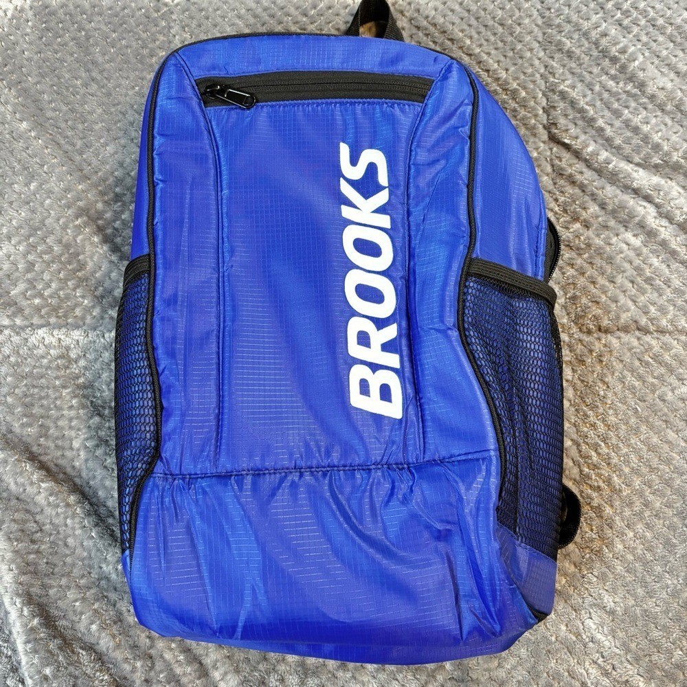 Brooks Running Backpack Royal Blue Ripstop Lightweight Mesh Back Gym Bag