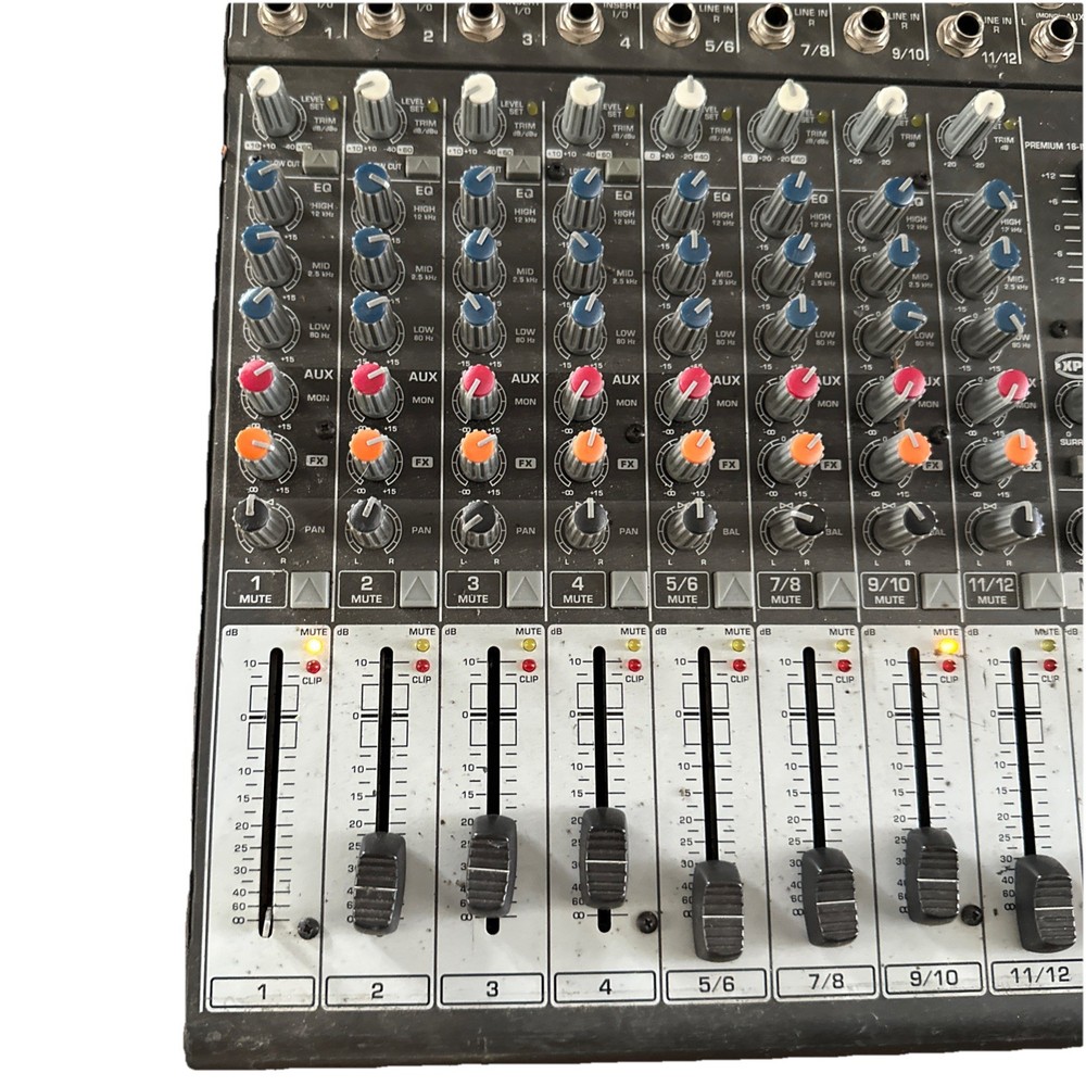Behringer Xenyx1222FX Mixer. Powers On But Untested