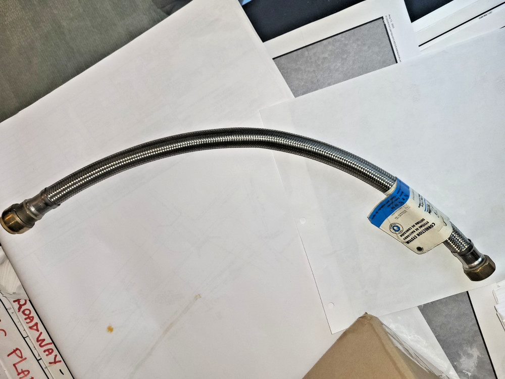 Water Heater Connection System 3/4 X 3/4 X 24” Sharkbite