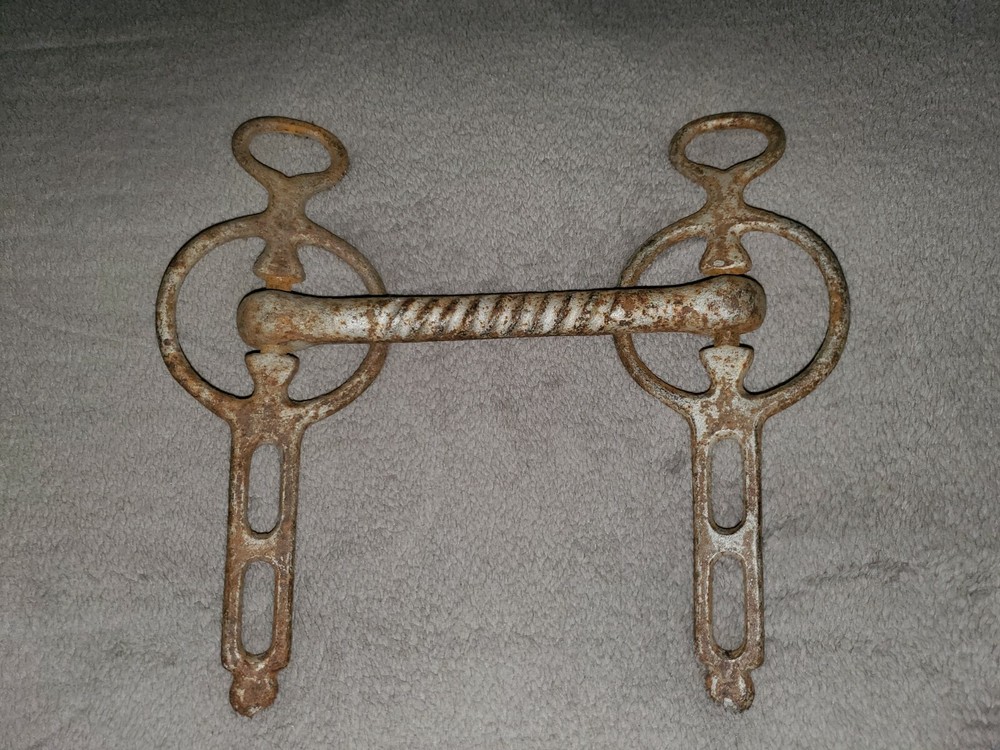 Antique Twisted Straight Bar Iron Horse Bit - Nice!!