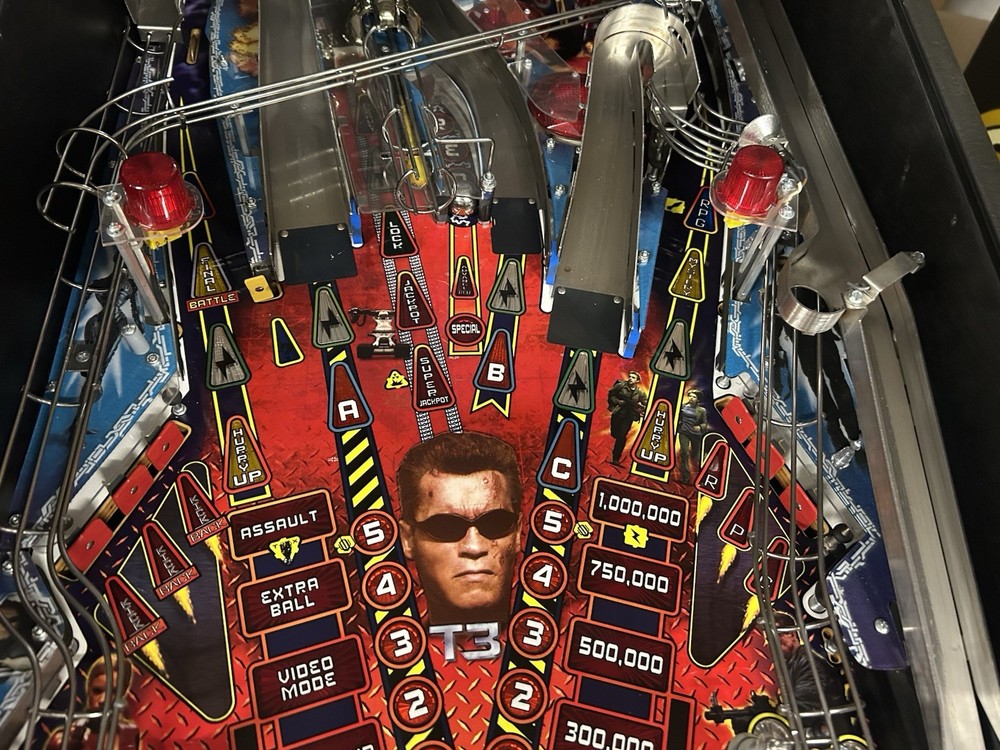 STERN TERMINATOR 3 PINBALL MACHINE ARNOLD!