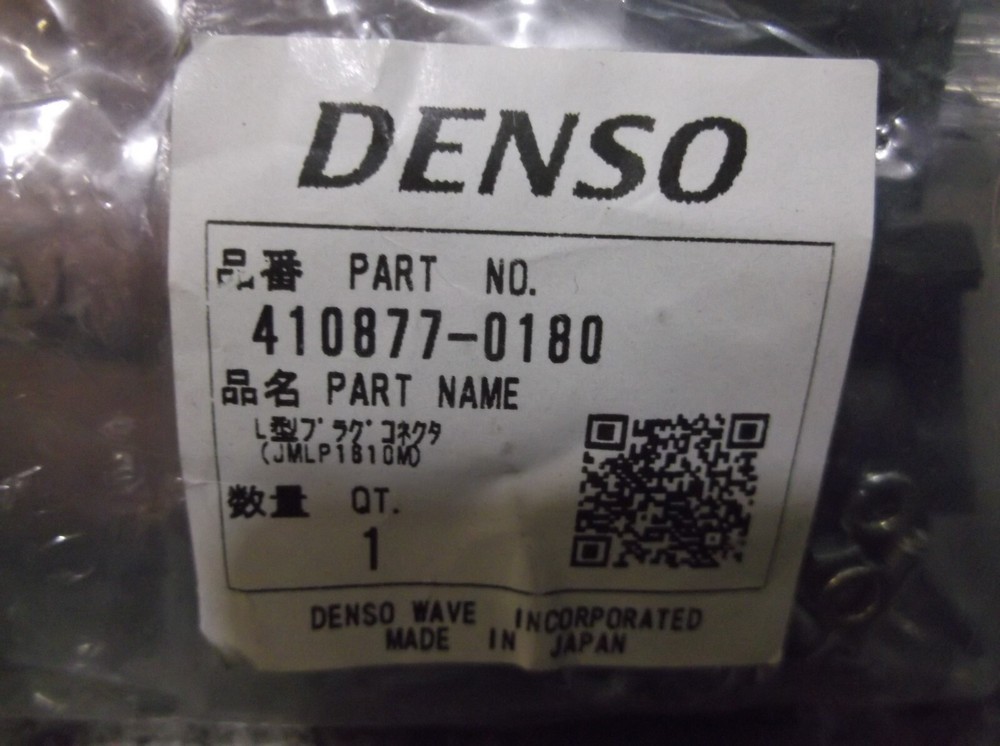 NEW IN PKG DENSO 410877-0180 L-TYPE PLUG CONNECTOR (BIN82)