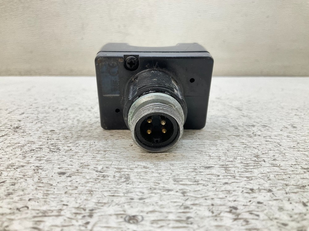 Banner OTBVP6QD Optical Palm Touch Button (TSC)