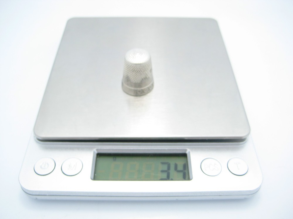 Antique Sterling Silver Sewing Round Circle Pattern Thimble