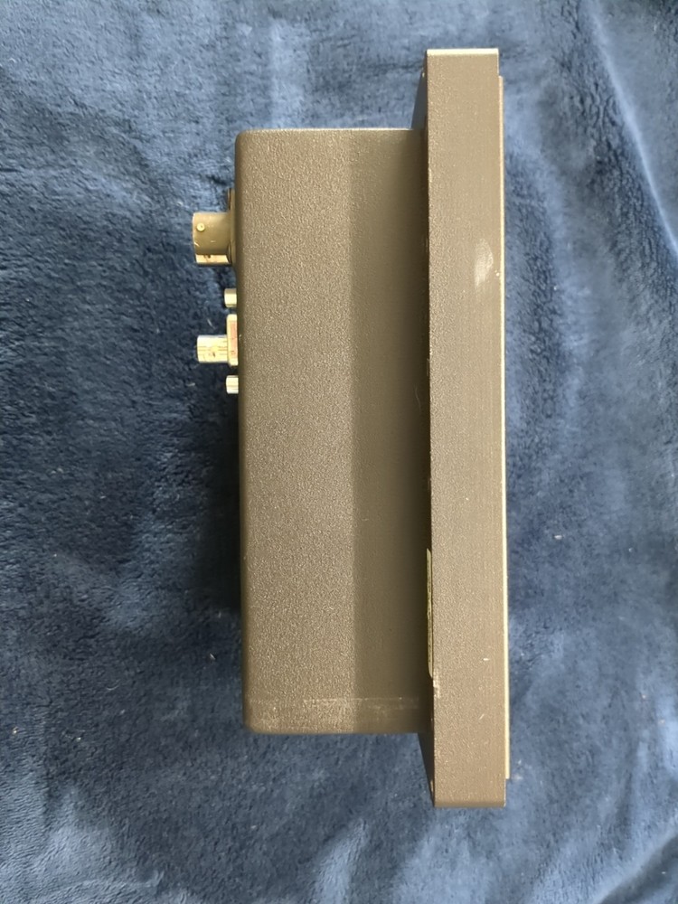 Airborne Displays Model AB-85-R Panel Mount Display