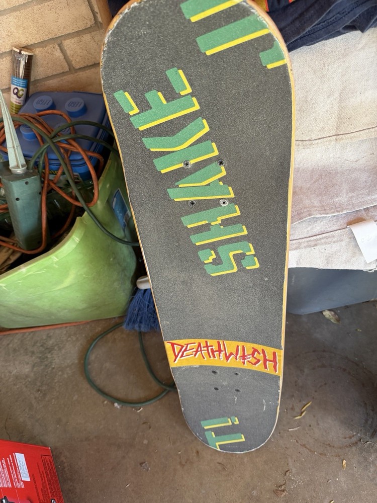 Death Wish Skateboard(complete)