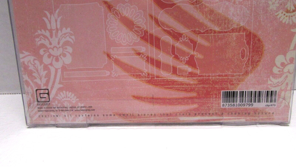 Basic Grey (Un) Dressed Periphery Chip Board chipboard pieces - NEW