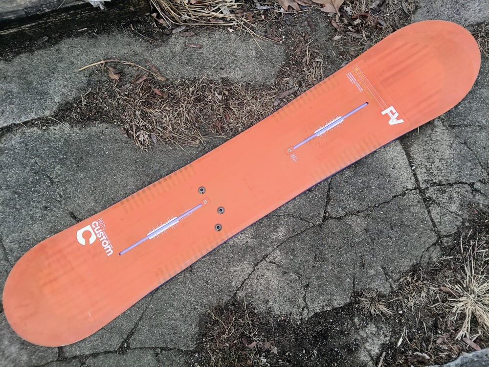 Nice Burton Custom 58W Flying V Snowboard