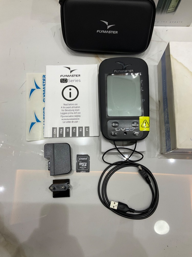 FLYMASTER LIVE SD 3G DURABLE FLIGHT INSTRUMENT