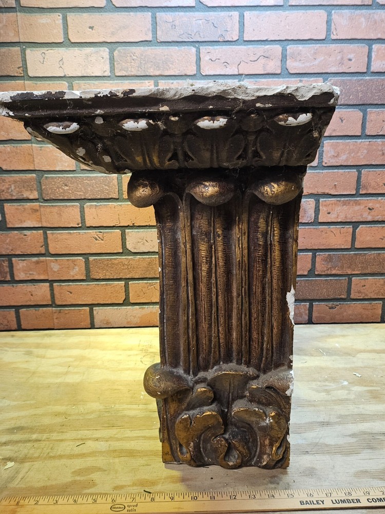 Vintage Column Capital Pilaster