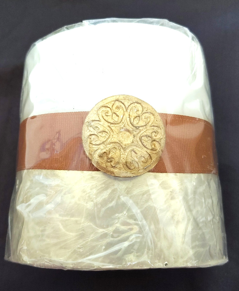 ELEGANT  WHITE CANDLE