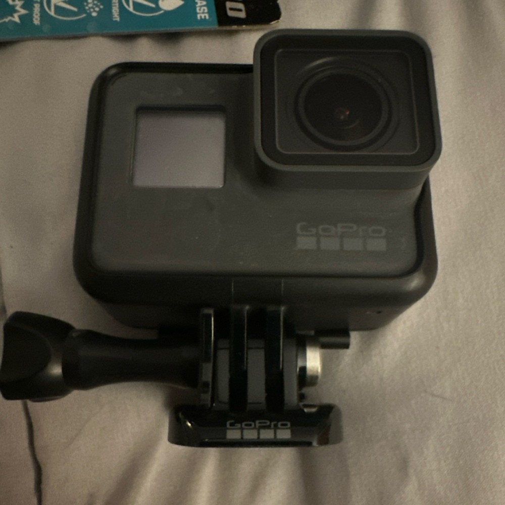 GoPro HERO5 Camera Accessory Bundle Batteries Charger Waterproof Remote Case
