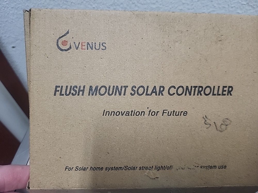 Venus 30 Amp Solar Charge Controller Psc1230