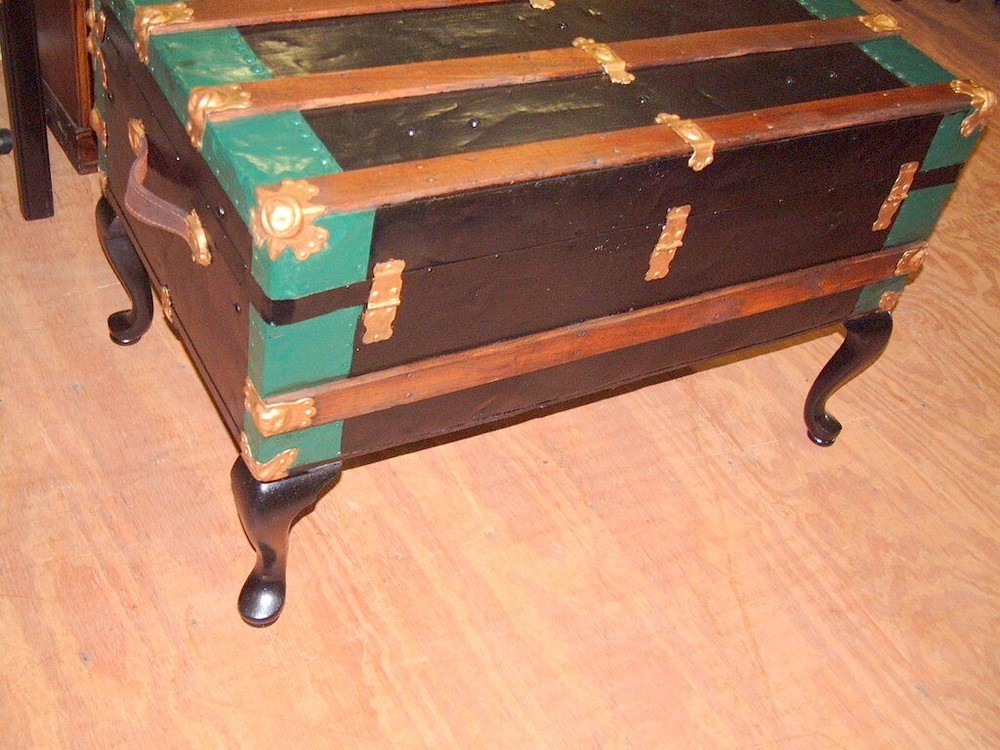 Vintage Trunk, Coffee Table, Storage Chest Chic Style