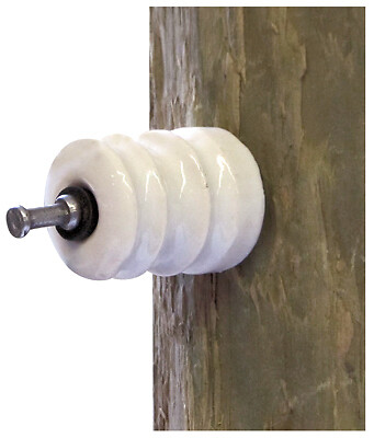 16D-25 Porcelain Insulator, 25-Pk. - Quantity 10
