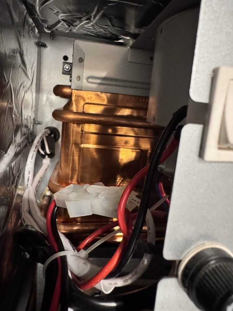 FOGATTI RV Tankless Water Heater Model# FS06B1**USED**TESTED**