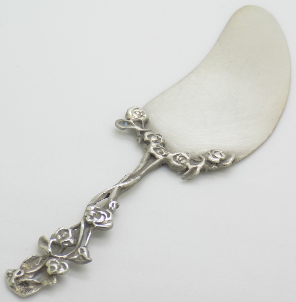 Vintage Italian Silver Small Cake Server Rose Pattern Handmade 800 Silver