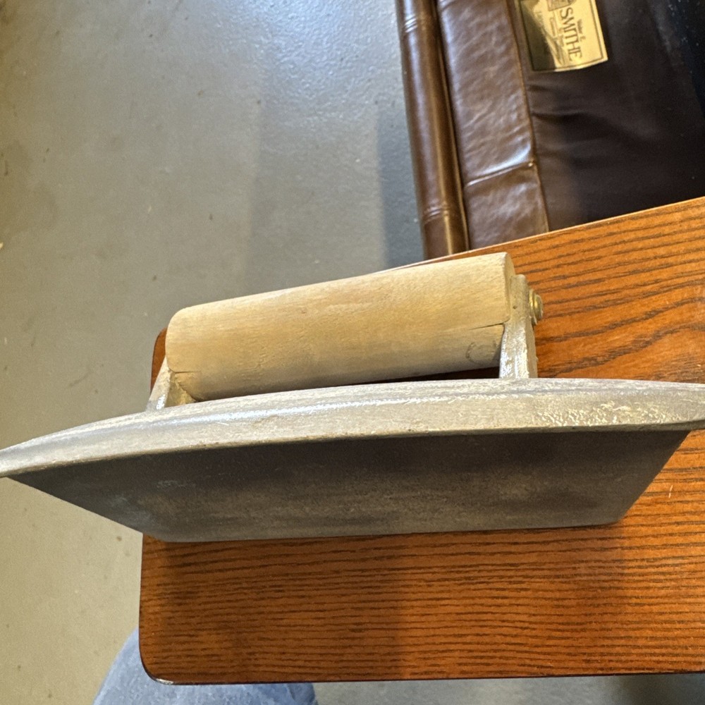 Bontool 24” Radius Trowel. Model # 12 803