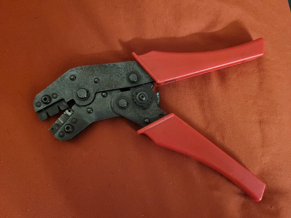 Molex 638110300 Hand Crimp Tool