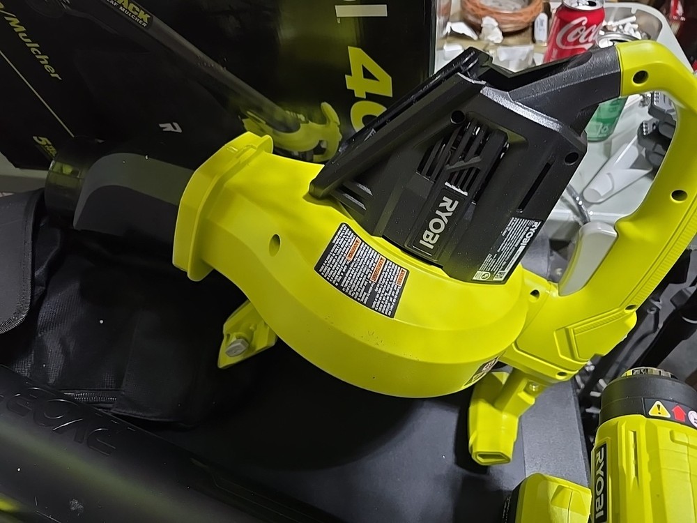 Ryobi RY40405BTL 40V Cordless Leaf Mulcher Tools Only