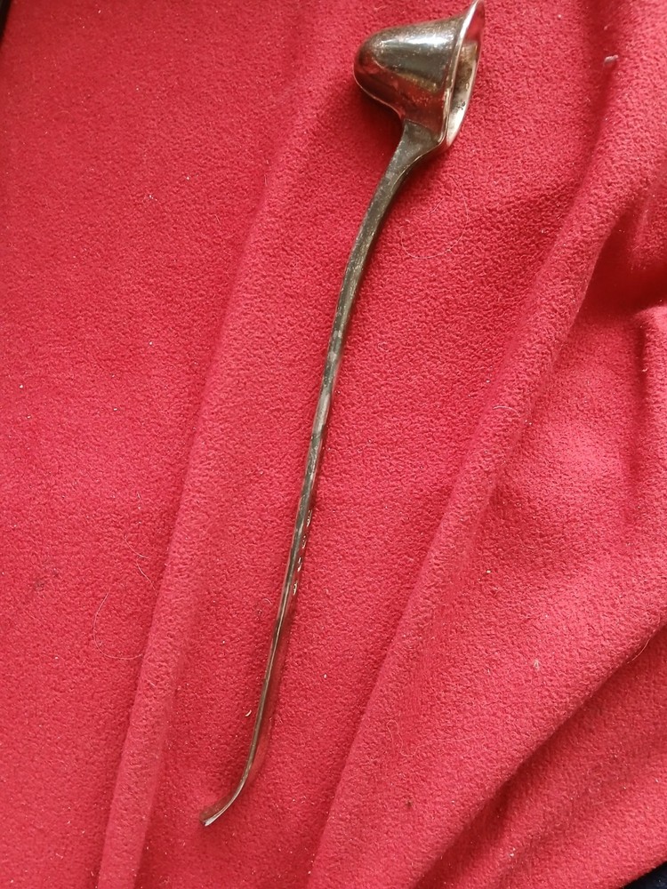 Vintage silver-plated candle snuffer nice condition