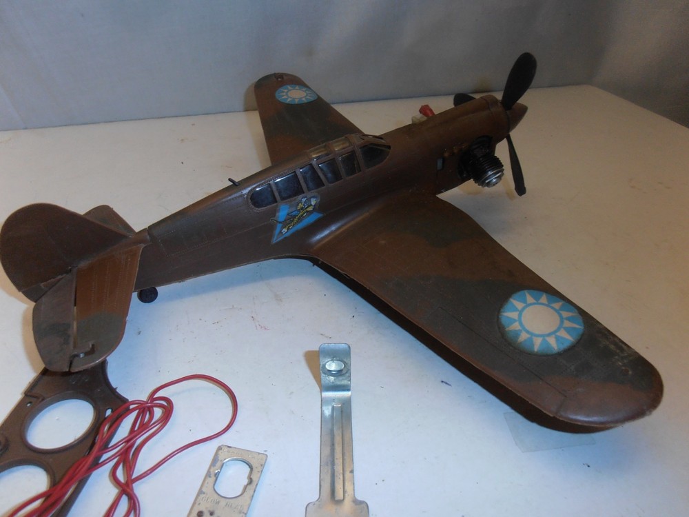 Testor 049 - P-40