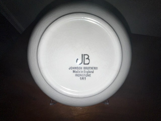 BIG DISCOUNT- JOHNSON BROTHERS- Regency White - Versatile Pattern - By the Piece