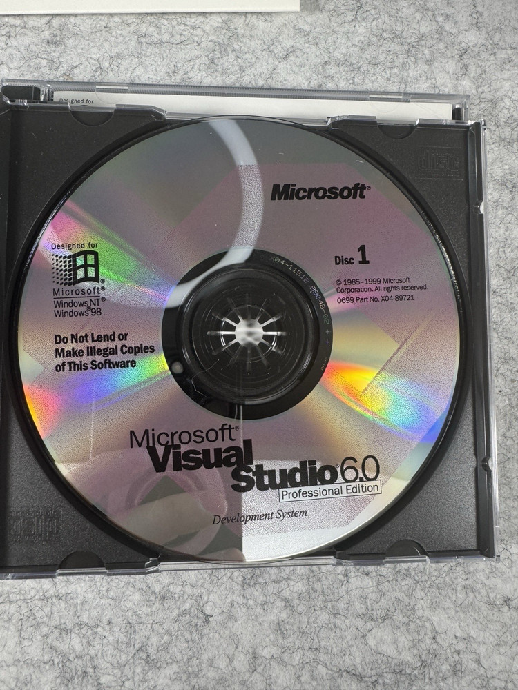 Microsoft Visual Basic Studio 6.0 Pro FoxPro C++ 659-00390 X04-86322 Software