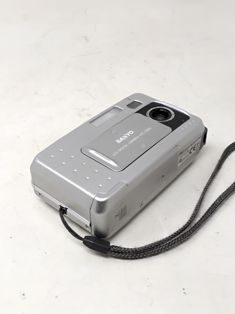 Sanyo LCD Digital Camera (VPC-G250) - Silver - Spares & Repairs