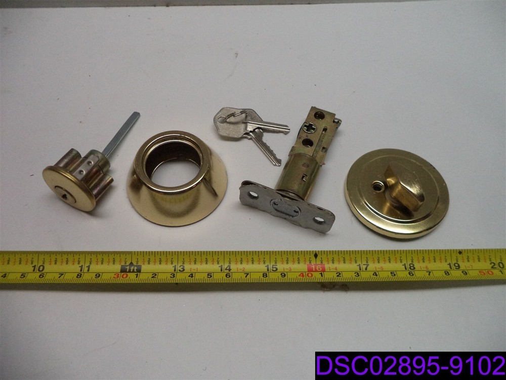Gold Dead Bolt w 2 Keys