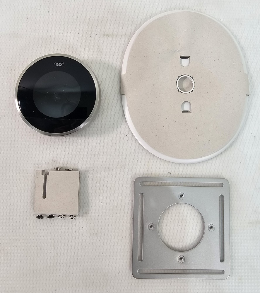 Google Nest 1st Generation Learning Silver Programmable Thermostat & Wall Plate