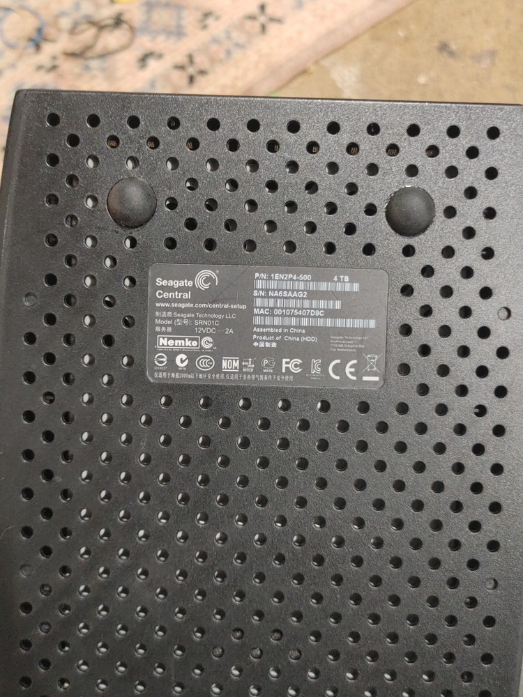 Seagate Central SRN01C 4TB NAS Personal Cloud Storage W/ Cables