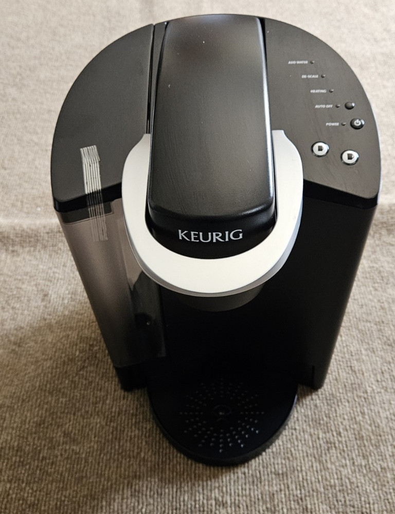 Keurig Single Cup Brewing System Coffee Maker Model B40 NOB