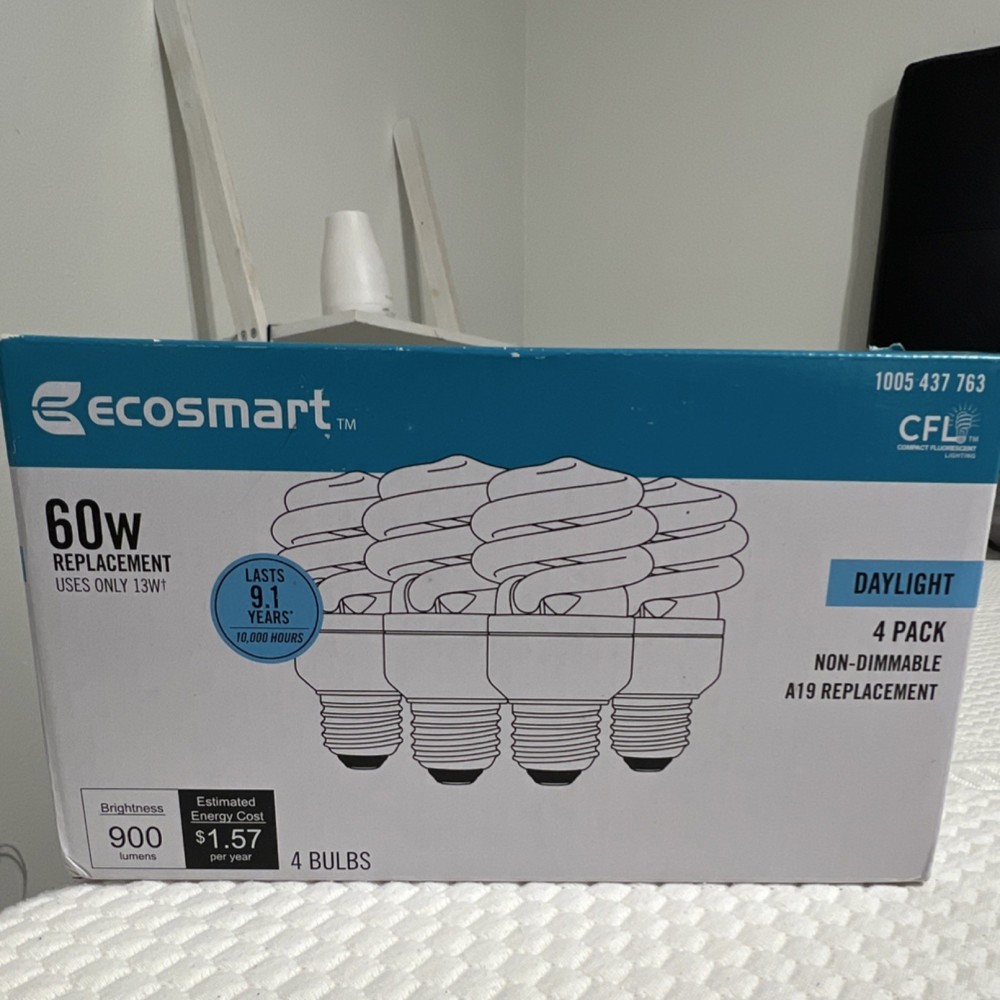 Ecosmart 13W Twist A19 CFL Daylight 900lm Non-Dimmable Light Bulbs 4 Pack