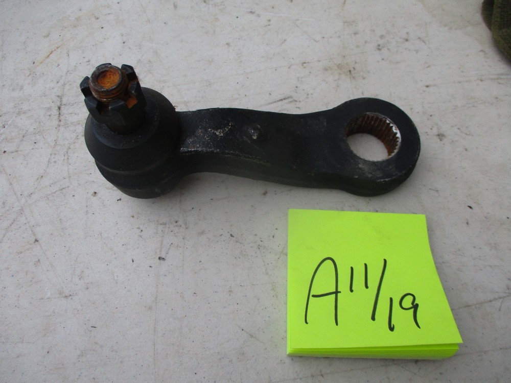 NOS Pitman Arm, Scuffs & Surf Rust, for HMMWV